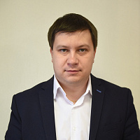 Максим Шаронов