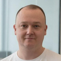 Виталий Гатин