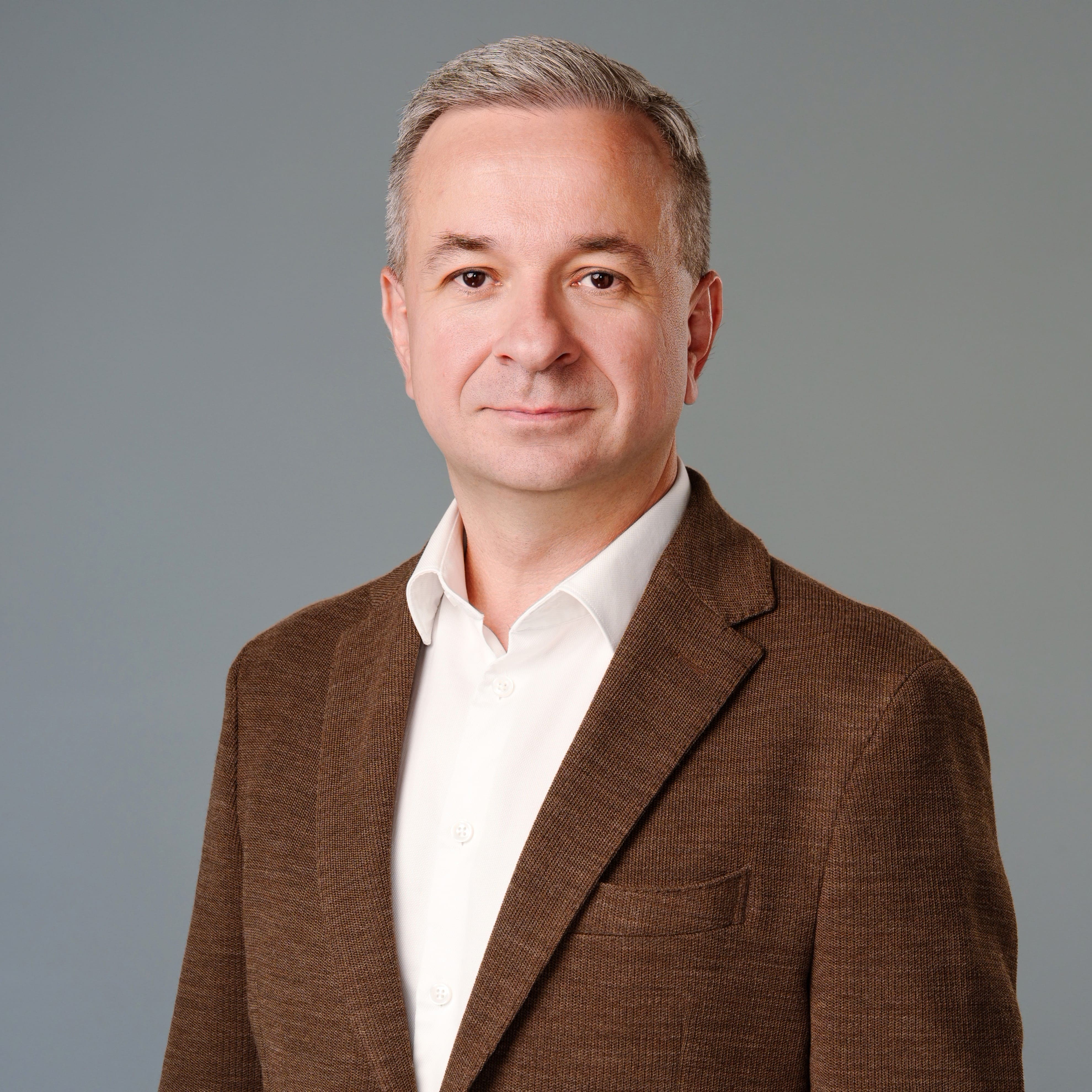 Илья Парамонов