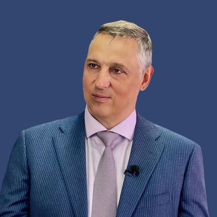 Олег Чупалов