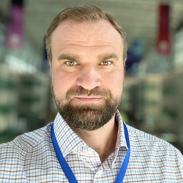 Александр Уваров