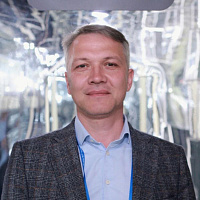 Руслан Усманов