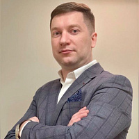 Александр Лобанов