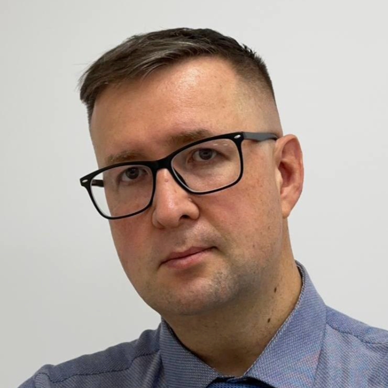 Михаил Кураев