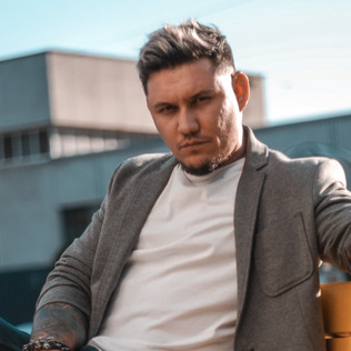 Александр Мезенцев